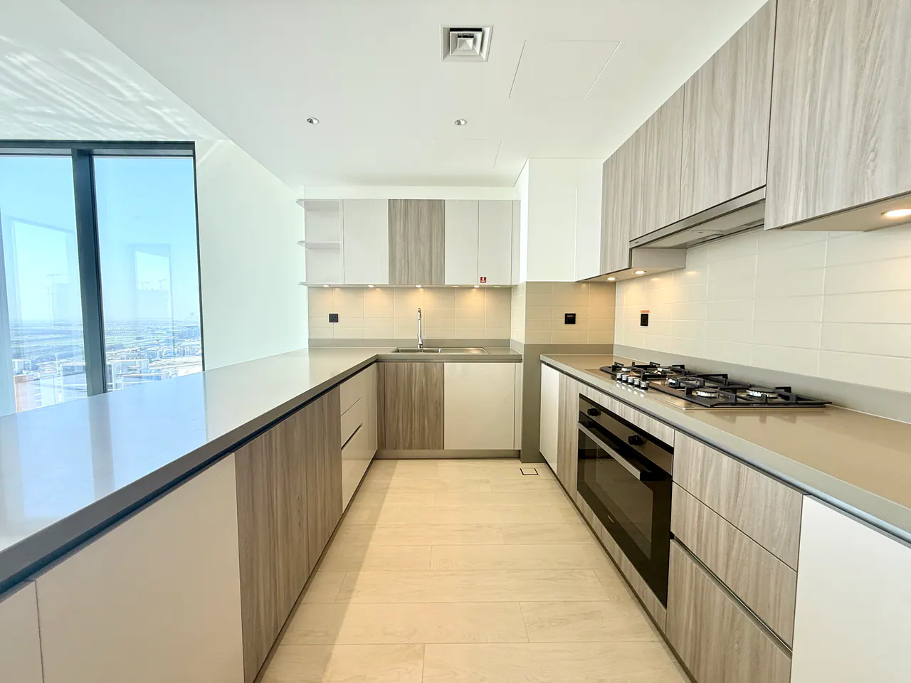 3.5BR in Crest Grande